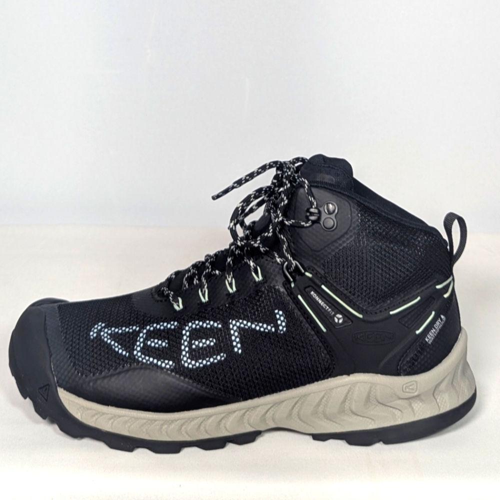 NEW Keen Womens Nxis Evo Mid Height Waterproof Hiking Boot Sz 10 black